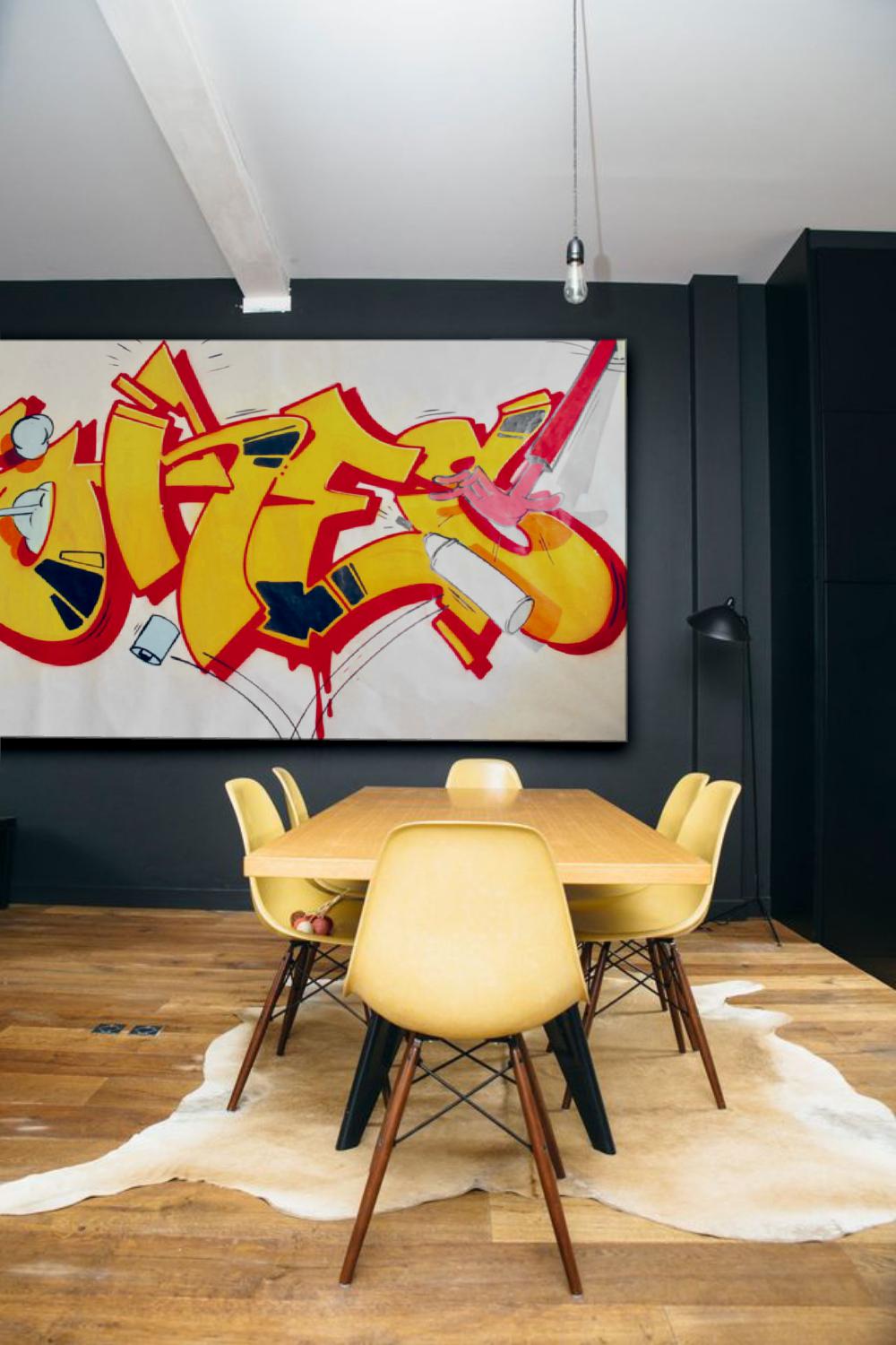 Putting a canvas to good use in your decor, professional tip no. 2