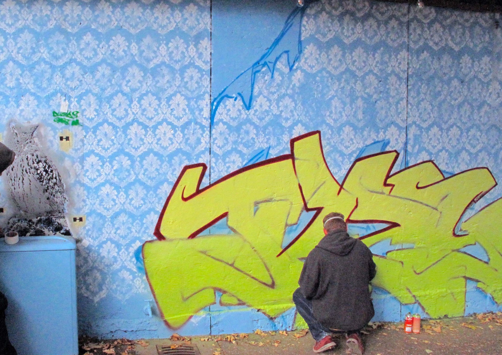 Your online art gallery OUT SIDE ART offers you the best prices on graffiti and street art in Geneva, Switzerland